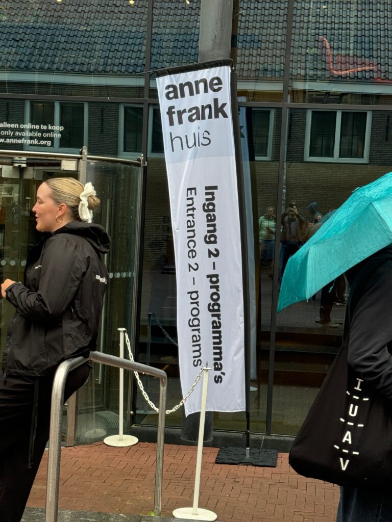 Jodi M Noord AF sign