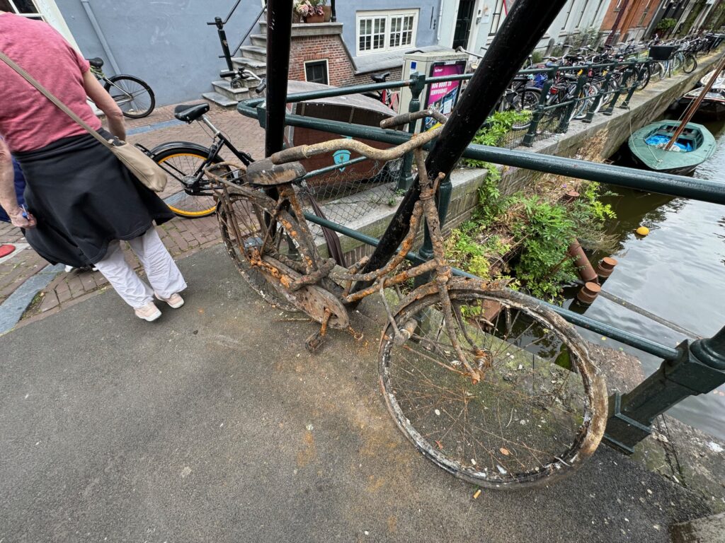 Jodi M Noord Canal bike