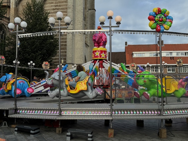 Jodi M NOord Kids ride