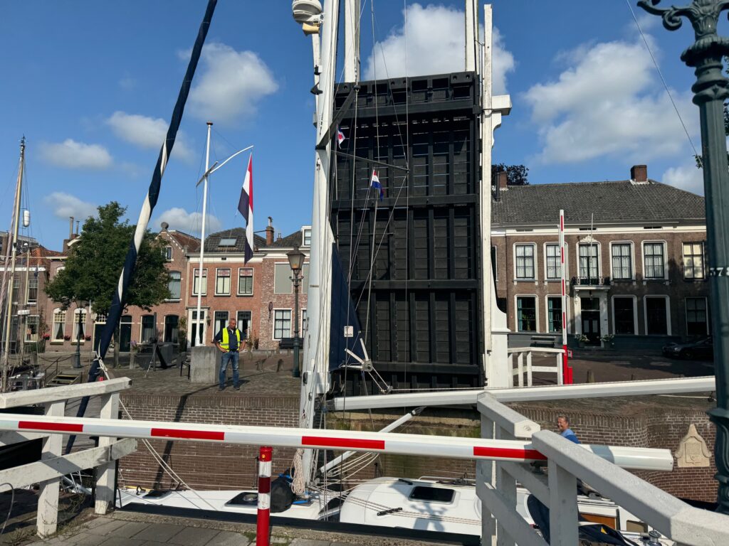 Jodi M Noord Goes Drawbridge lifted