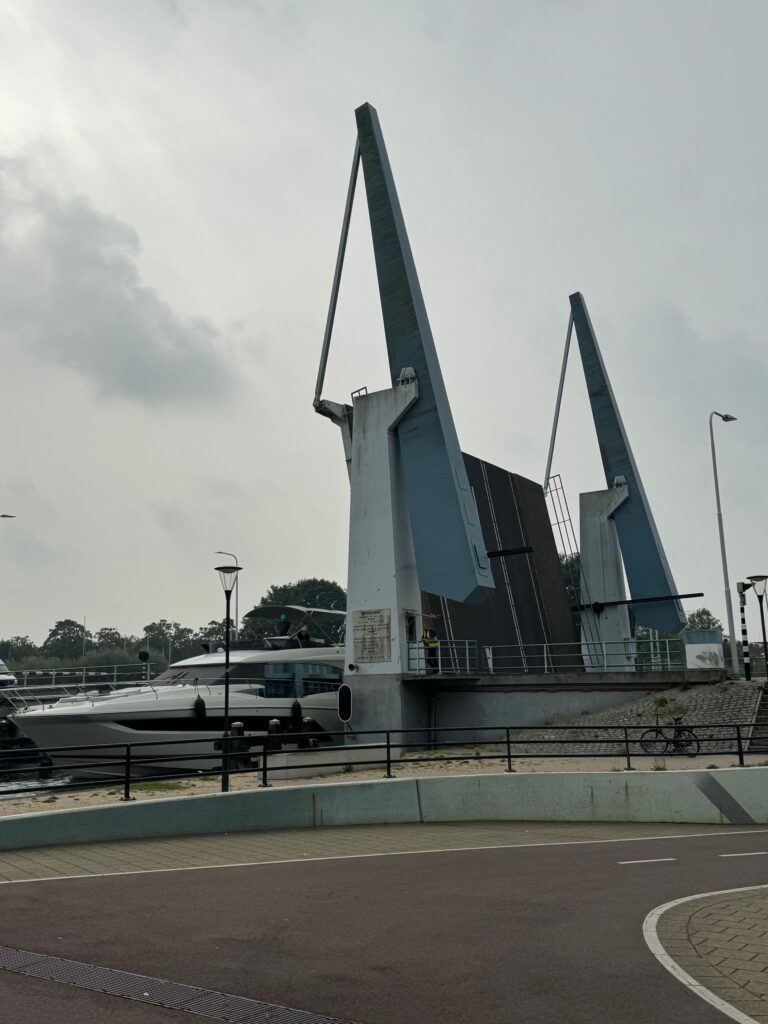 Jodi M Noord Goes AH bridge